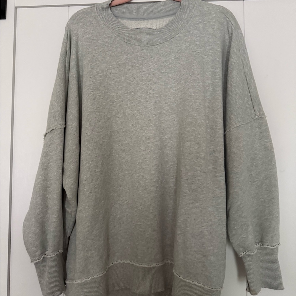 aerie Crewneck Sweatshirt in grey